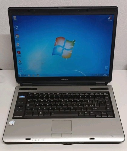 Computer notebook toshiba - computer,